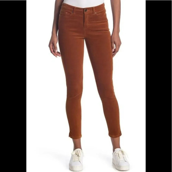 MODCLOTH Teaching Ease Skinny Corduroy Pants - Picture 2 of 9